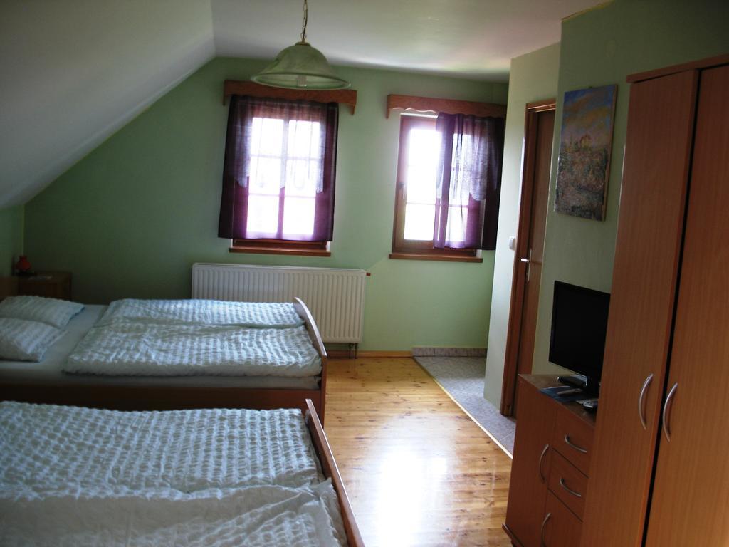 Turisticna Kmetija Dervaric Villa Лютомер Екстериор снимка